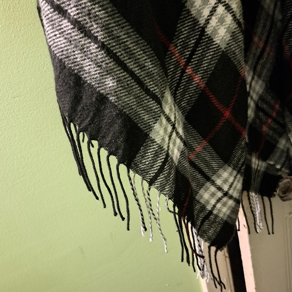 Cleo Women's Poncho Sweater - Picture 2 of 15